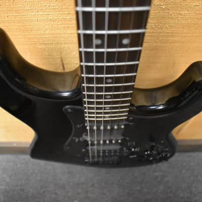 Squier FSR Bullet Stratocaster HT HSS 2020 - Black Metallic image 5
