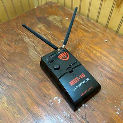 Nady MGT-16A Angled Plug Miniature 16-Channel UHF Wireless Instrument System 2010s - Black Bild 3