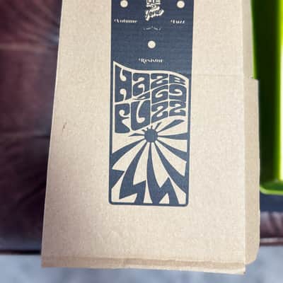 Isle of Tone Haze 69 Fuzz Fuzz Effect (2021), ser. #42. image 3