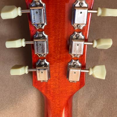 Gibson Les Paul Classic Custom 2001 - Sunburst image 4