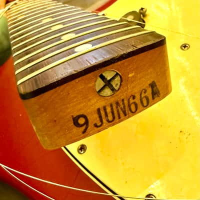 Fender Musicmaster II with Rosewood Fretboard 1964 - 1969 - Dakota Red original vintage USA 1966 image 14