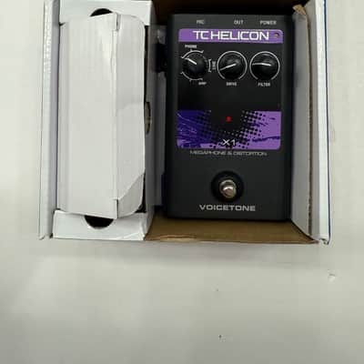 TC Helicon Voicetone X1 Megaphone & Distortion Vocal Effect Pedal + Box & PSU image 2