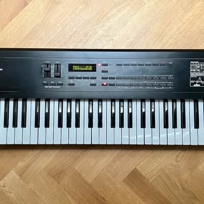 Roland D-10 61-Key Multi-Timbral Linear Synthesizer 1988 - 1992 - Black