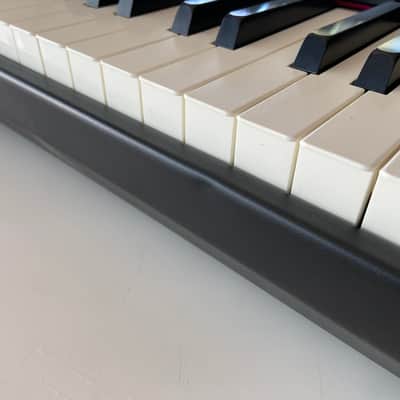 Roland V-Stage 88 Digital Stage Piano image 14
