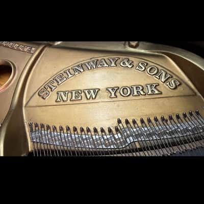 Steinway & Sons M - 5'7 Grand Piano | Great condition image 7