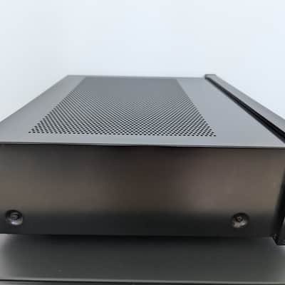 Accuphase E-205 1986 - Black image 3