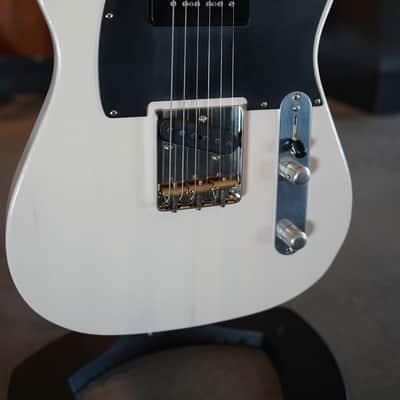 LSL Instruments T Bone ERA Series S/P90 Electric Guitar - Vintage Cream image 4