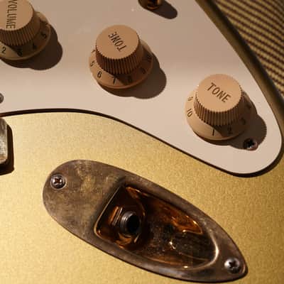 1996 Fender Custom Shop '54 Reissue Stratocaster Gold image 6