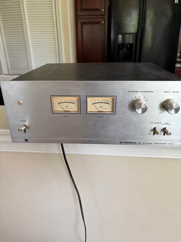 Pioneer RG-1 dynamic processor