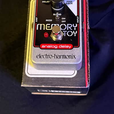 Electro-Harmonix Memory Toy Analog Echo / Chorus 2009 - Present - Black / White / Red image 1