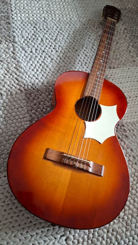 Framus Parlor