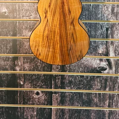 *B-STOCK* KALA KA-CT-SA-BG - Contour All Solid Gloss Acacia Baritone Ukulele, with Bag image 3