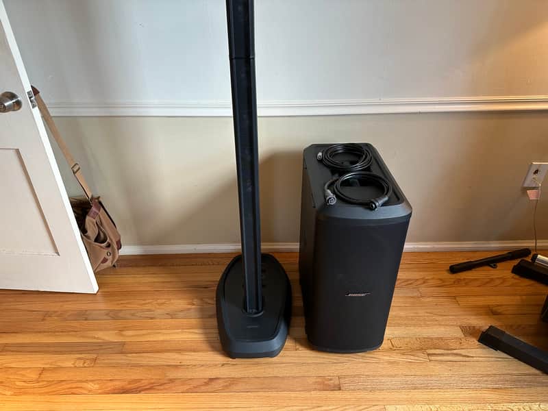 Bose L1 Pro 32 2022 - Black image 1