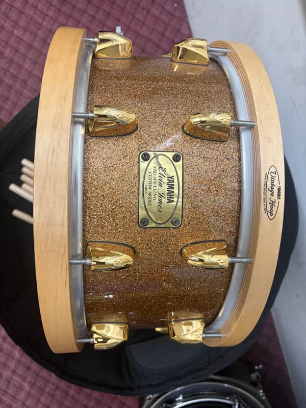 Yamaha MSD1470EJ Elvin Jones Signature 14x7" Maple Snare Drum with Wood Hoops, Gold Hardware 2000s - Gold Sparkle image 1