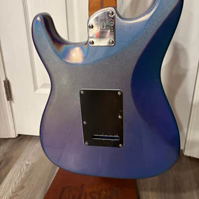 Fender 70th Anniversary Ultra Stratocaster HSS 2024 - Amethyst image 2