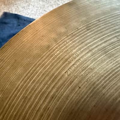 19" Vintage Zildjian Complex Light Crash Ride, 1710 grams image 3