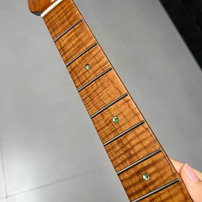 Bone nut Suhr Round-head stainless steel Roasted flame Maple Electric Guitar Neck 22 frets hole 10mm 12in image 4