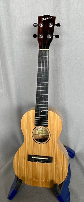 Pono ‘Ohe Concert Deluxe Ukulele 2011 - Gloss image 1