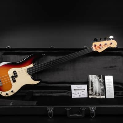 2005 Fender 60th Anniversary American Precision Bass Custom Fretless - 3-Color Sunburst | USA 4-String Boutique Ebony Fretboard | Case image 2