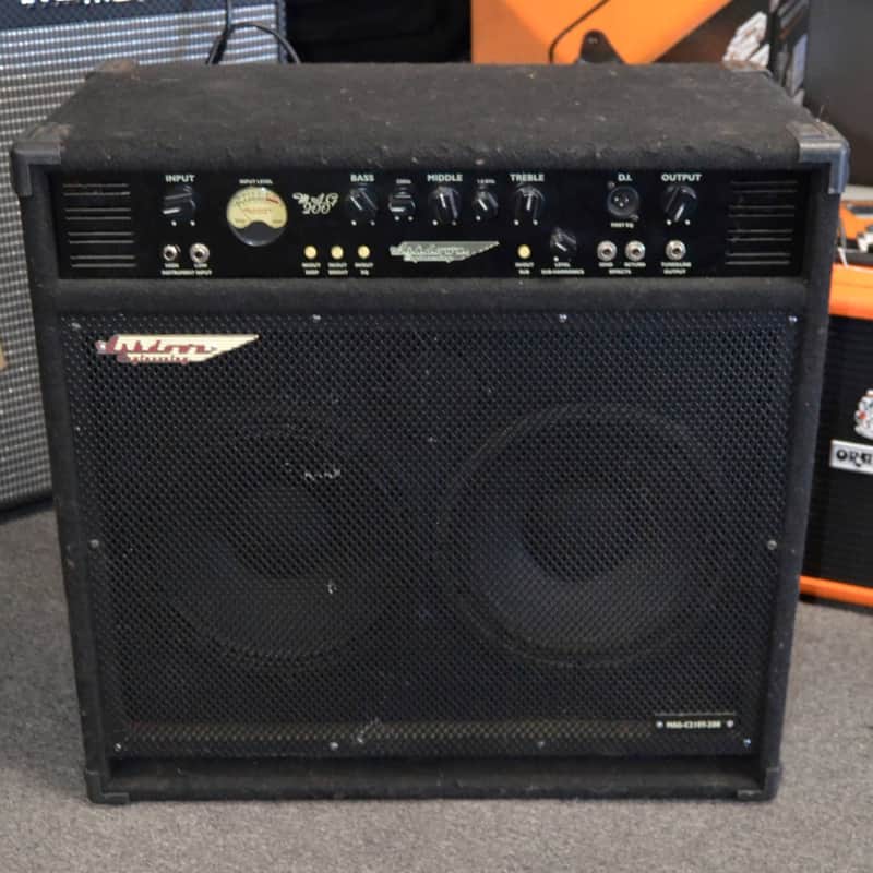 Ashdown MAG200 MAG-C210T-200 Bass Combo Amplifier Used Black