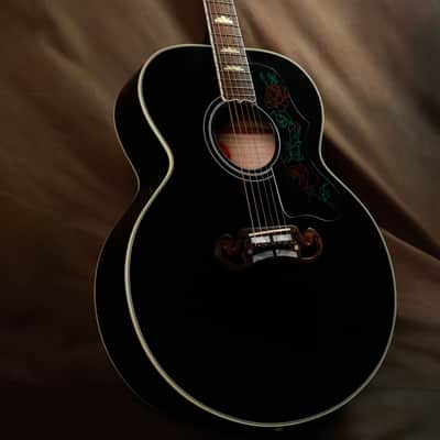 2005 Gibson SJ-200 Rose Custom Acoustic Guitar Black J-200 image 4