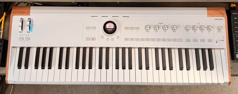 Arturia AstroLab 61-Key Stage Keyboard