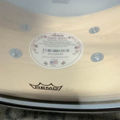 Ludwig Classic Maple Snare Drum - 6.5 inches x 14 inches, Hybrid Black Sparkle image 12