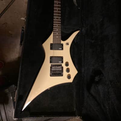 C. 1984 Washburn HM80 Kahler In White W/ Multiply Binding! W/ OHSC! So Metal!! image 2