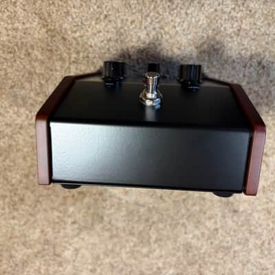 Behringer BM-11M Low Pass Filter Pedal 2026 - Black/Wood image 5