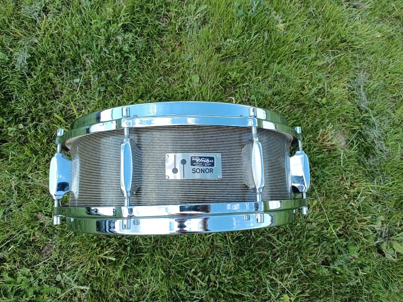 Sonor Teardrop snare drum 60's - Black and gold stripe/Biene Maja image 1
