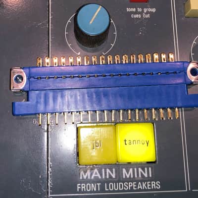 Neve 18 Way Connector Male Amphenol 18 pin Neve 1073 133-018-21 image 3