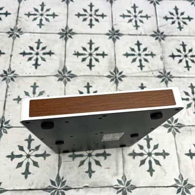 Arturia MiniLab MKIII 25-Key MIDI Controller image 5