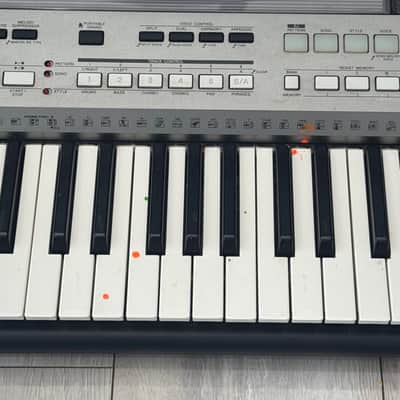 Yamaha PSR E443 61 Key Keyboard - Black image 6