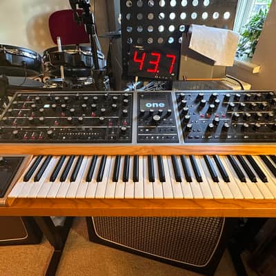 Moog One 8-Voice 61-Key Polyphonic Analog Synthesizer 2018 - Present - Black/Ash image 4