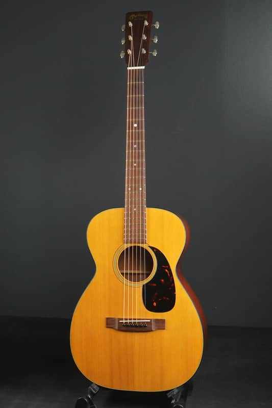 Martin 0-18 1966 - Natural image 1