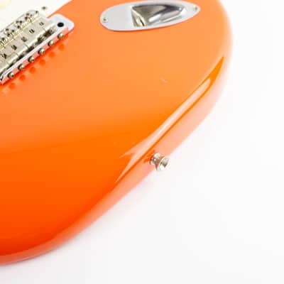 Squier Hank Marvin Stratocaster 1991 Fiesta Red image 10