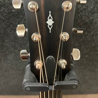 Taylor 314CE Grand Auditorium Acoustic/Electric Guitar with V-Class Bracing, ES2 Pickup & Hardshell Case 2024 - Natural image 4