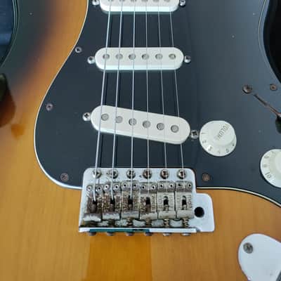 2006 Fender Classic Series '50s Stratocaster 2-Color Sunburst w/GIGBAG image 14
