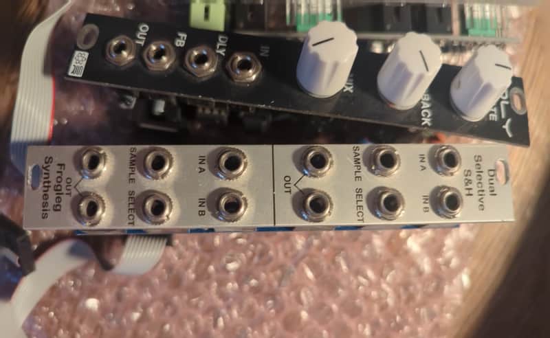 Frogleg Synthesis Selectable S+H 2010 - Silver image 1