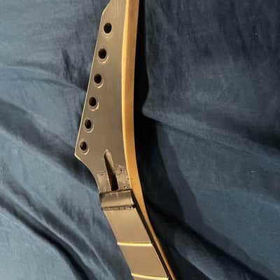 Lasido Jackson style 80s Pointy neck maple with ebony fingerboard image 4