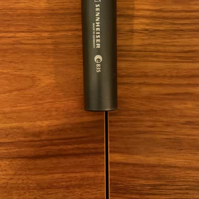 Sennheiser e835 Handheld Cardioid Dynamic Vocal Microphone 1998 - Present - Dark Grey