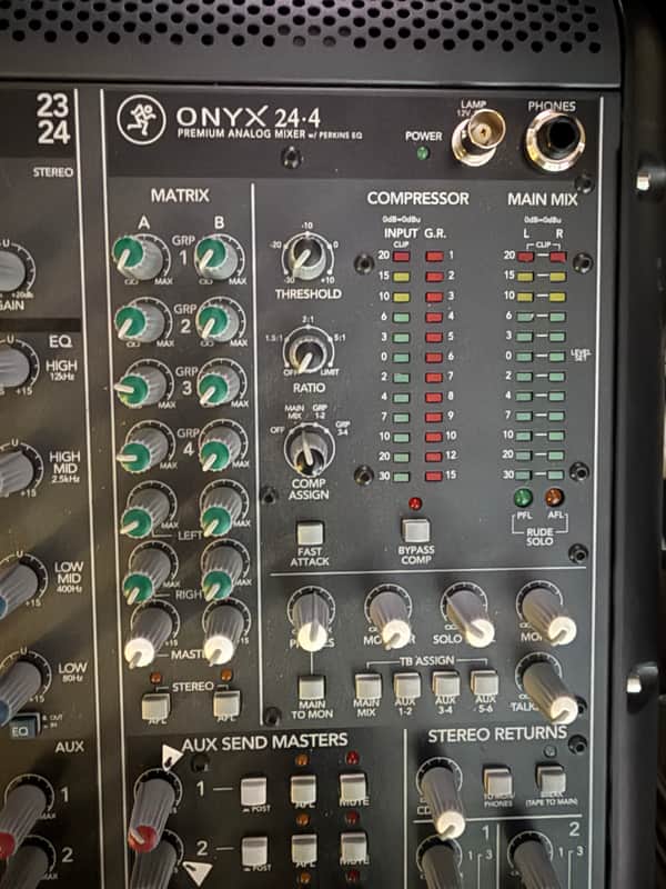 Mackie Onyx 24.4 24-Channel 4-Bus Live Sound Reinforcement Console