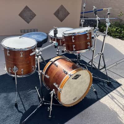 Craviotto Solid Cherry Drum Set – All drums signed by Johnny (2009) – 18/12/14 + 5.5 Snare – Collector Grade image 2