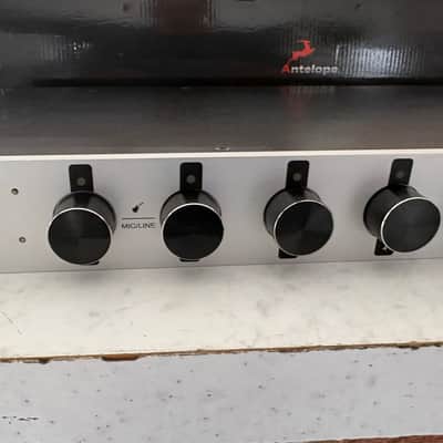 Antelope Audio MP8d 8-Channel Mic Preamp with A/D Converter 2010s - Silver image 3