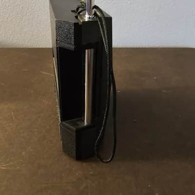 Vintage GE General Electric 7-2506A Handheld AM-FM Transistor Radio image 4