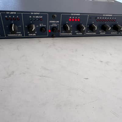 SIMETRIX 565E Dual Compressor/Limiter/Expander, High-End Studio image 4