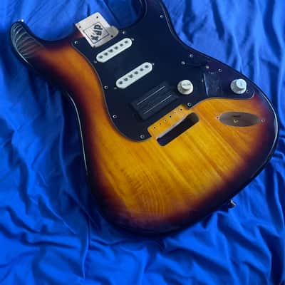 Stratocaster Body Vintage Sunburst + Loaded Pickguard image 1