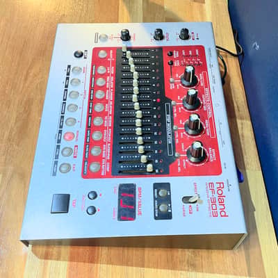 Roland EF-303 Sound Processor / Synthesizer / Drum Machine image 4