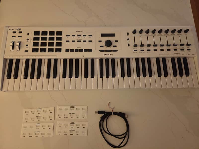 Arturia KeyLab 61 MkII MIDI Controller 2018 - Present - White image 1