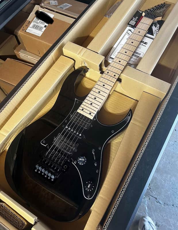 Ibanez Genesis Collection RG550 Electric Guitar - Black image 1